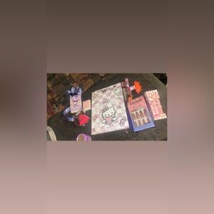 Hello kitty makeup bundle